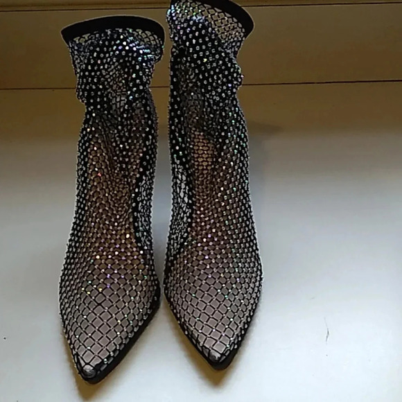 NWOT Suede Boots with Irredescent stones, beautiful - Picture 5 of 8